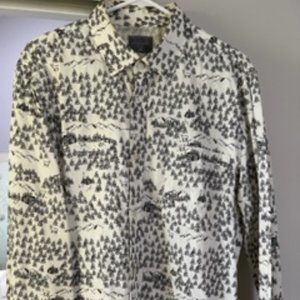 Threads 4 Thought Men's XL long-sleeved button-down shirt
